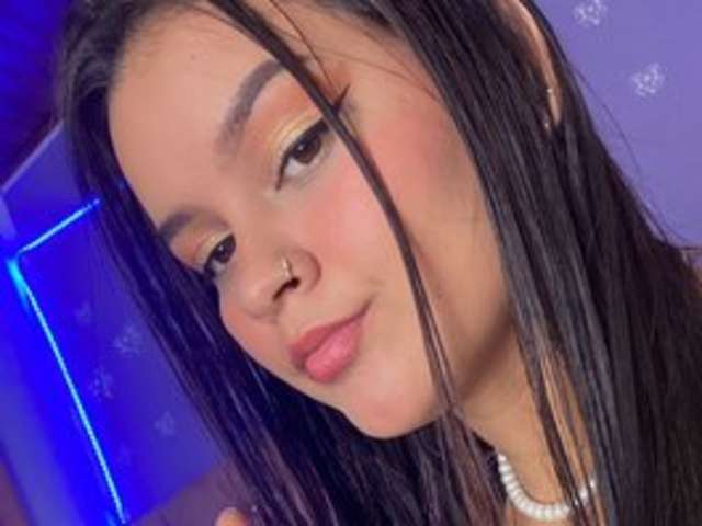 go to chat with KrissSweetBoobs