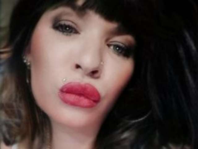 go to chat with Kukla399