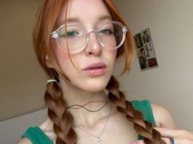 go to chat with LALECZKAMII