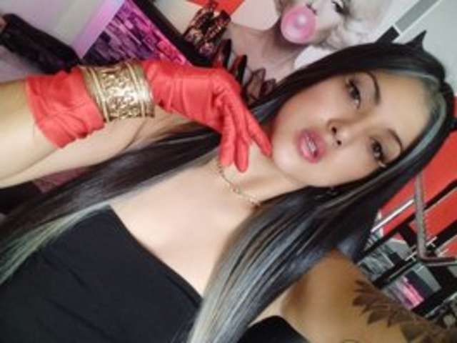 go to chat with LITTLEMARS1