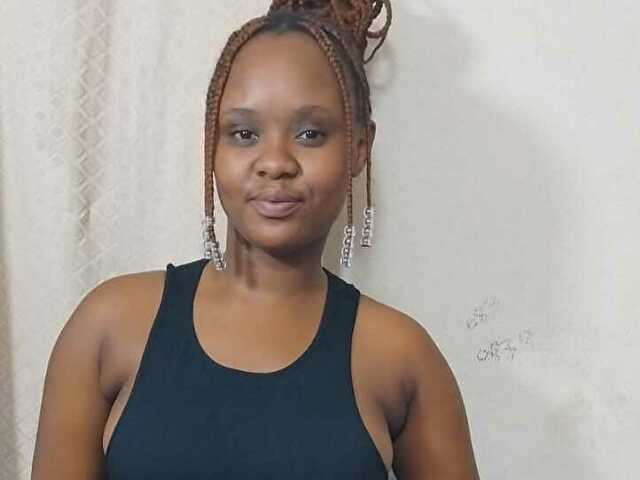 go to chat with LUNAx02