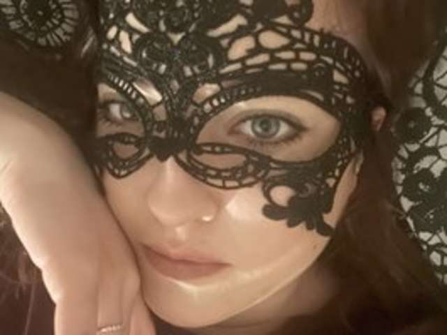 go to chat with Lady_Sandra