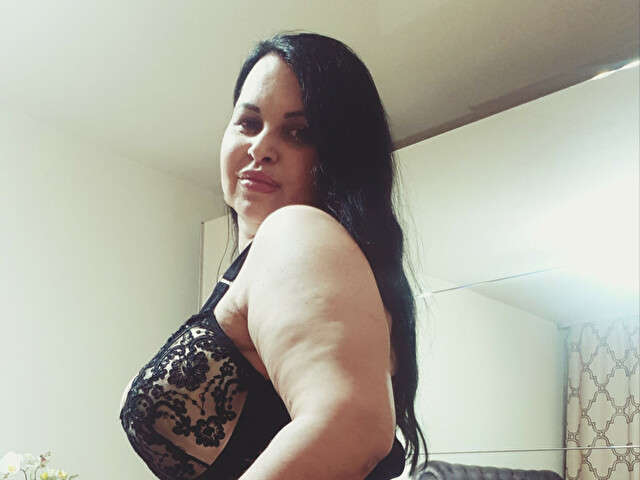 go to chat with Ladyreny