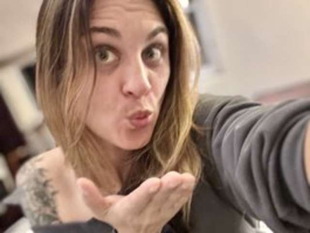 go to chat with Lalajxxx