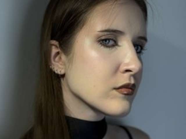 go to chat with LanaBananab