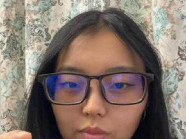 go to chat with LatoyaChavez