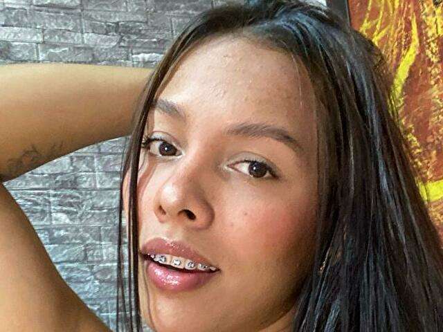 go to chat with LauraGreen