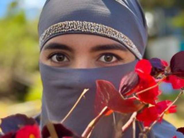 go to chat with LaylaSamir