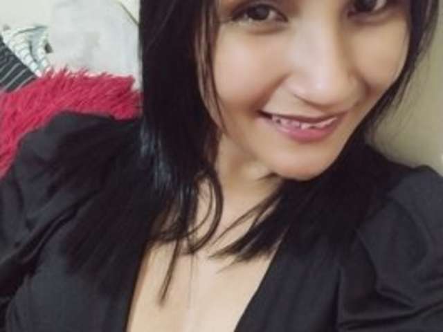 go to chat with Leah-666