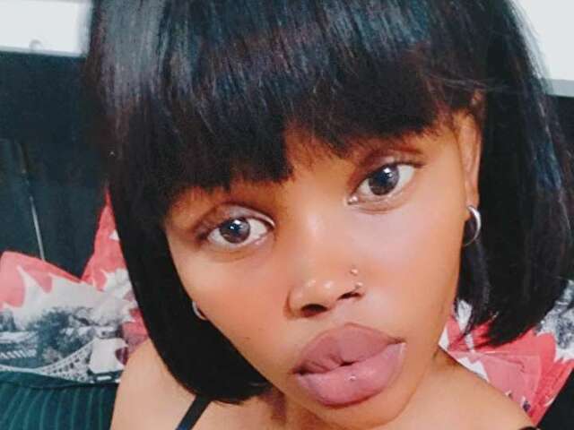 go to chat with Leandra01
