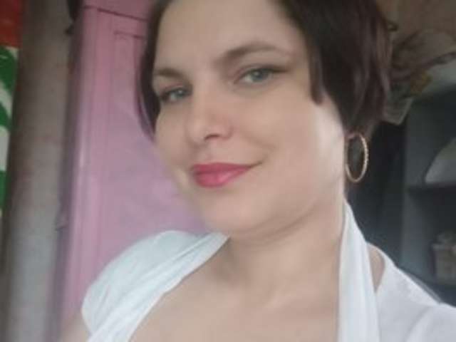 go to chat with LedyFlower