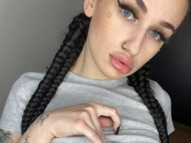go to chat with Leillalou696