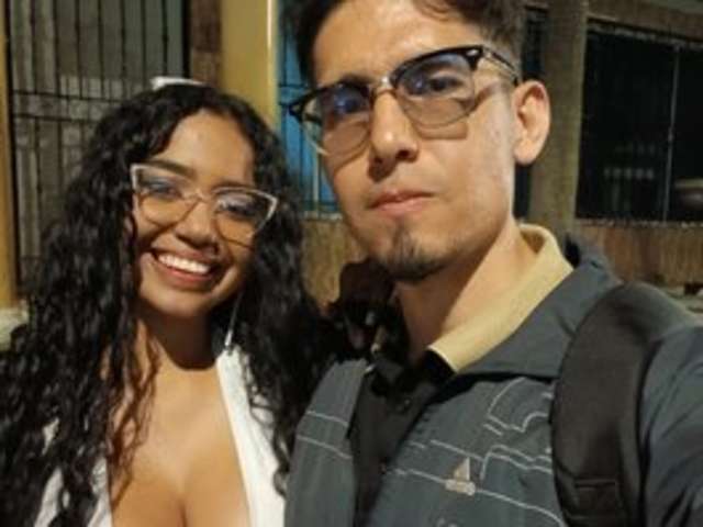 go to chat with LeoAndKali