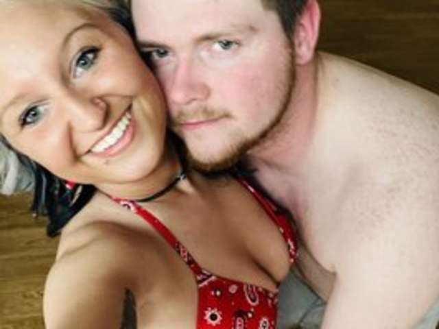 go to chat with LexiandJohnny
