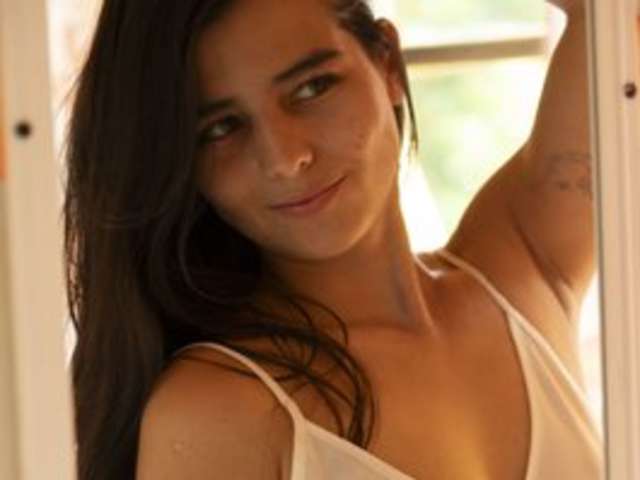 go to chat with LexyFox1
