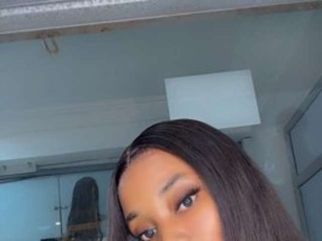 go to chat with LexyVyei