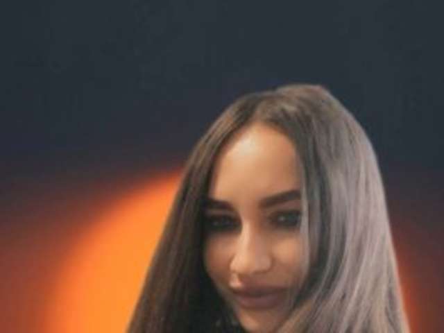 go to chat with Leya-sexology