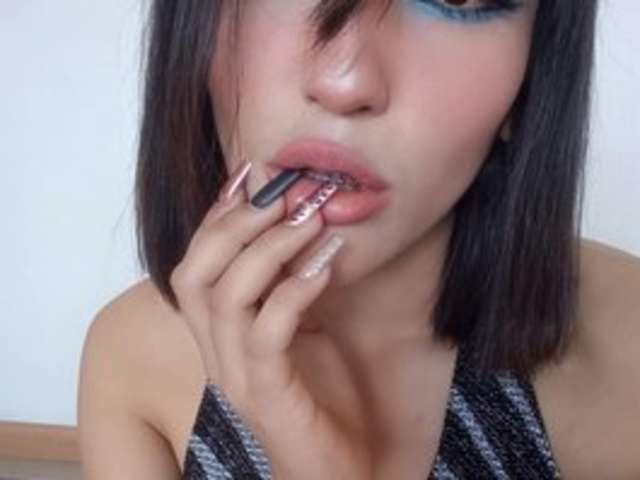 go to chat with LiaaGenner