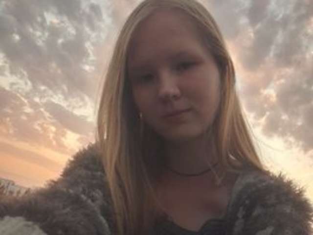 go to chat with LiandraNelson