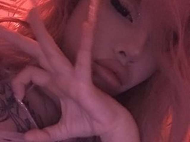 go to chat with LilCharliey
