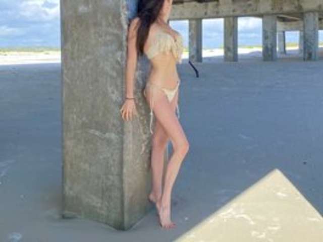 go to chat with Lilahxoxo