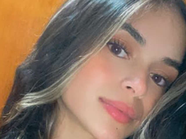go to chat with LiliEvanss