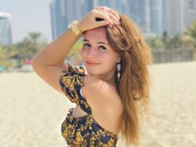 go to chat with LilianaLaRosso