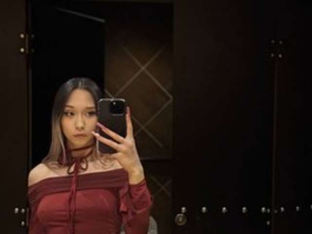go to chat with Lilit-666