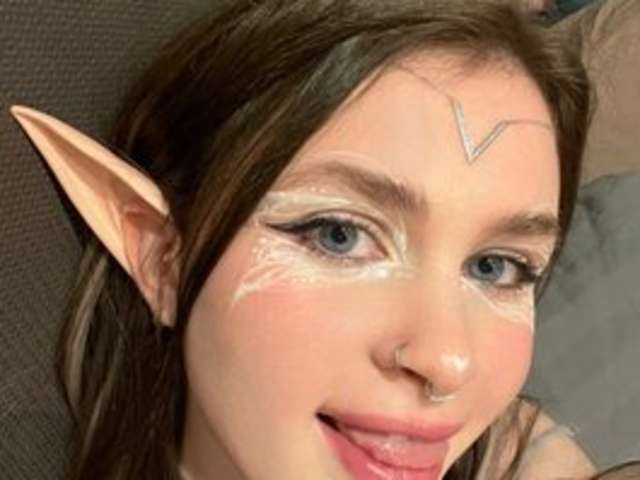 go to chat with LilitSuccubi