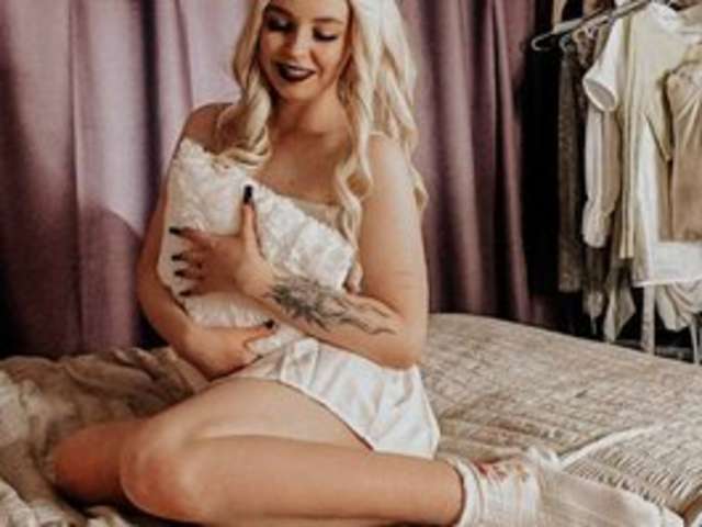 go to chat with Lilith-Will