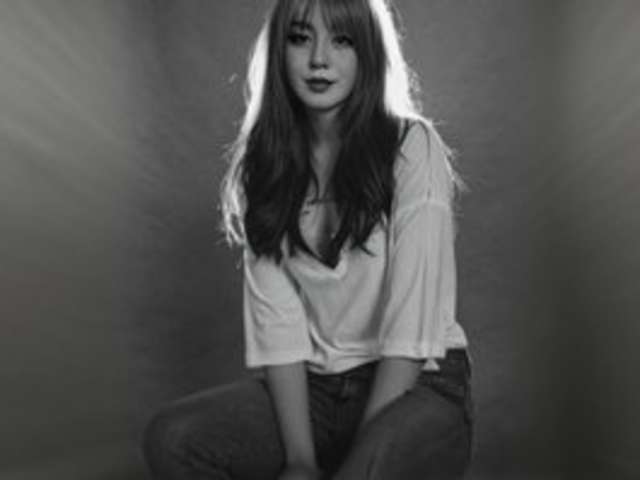 go to chat with Lilith-asami