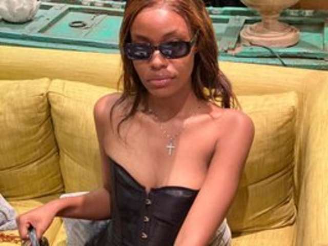 go to chat with Lillie-03