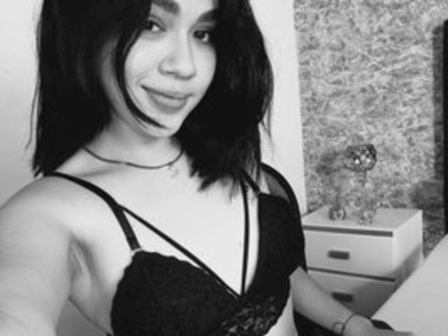 go to chat with Lily-Woodz