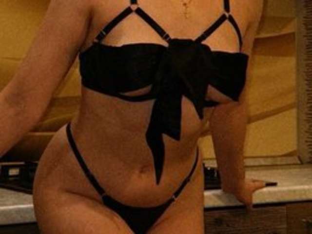 go to chat with LilyCutee