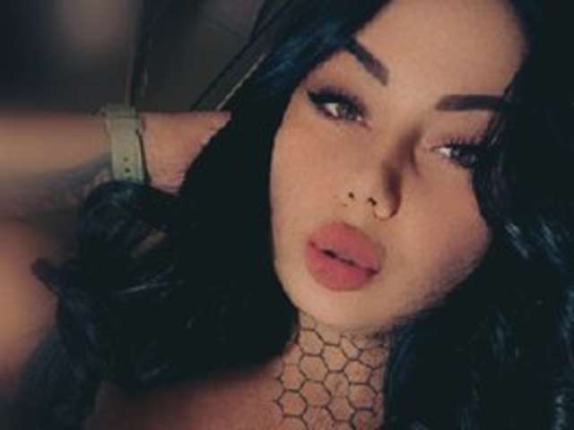go to chat with LilyLilyBG