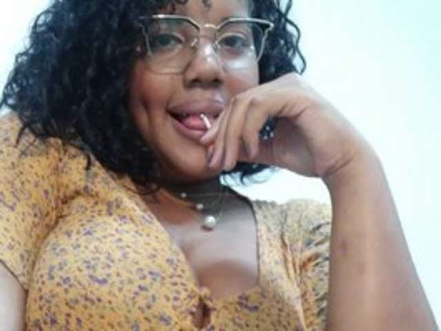 go to chat with Lilyth-brown