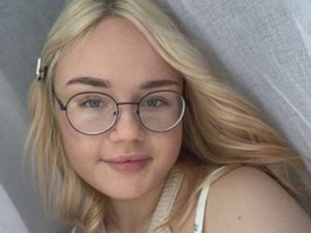 go to chat with LinaStrit