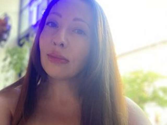 go to chat with Lina_Lina