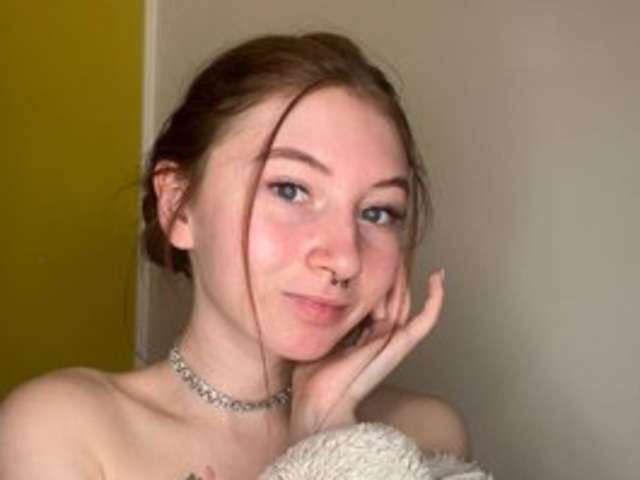 go to chat with Liramoon