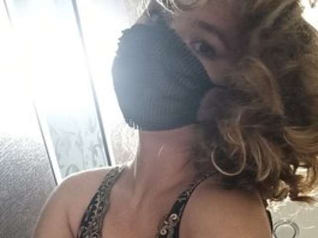 go to chat with Lisonya
