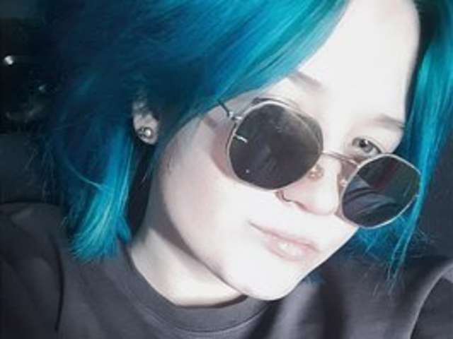 go to chat with Lisse