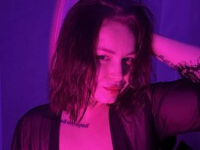 go to chat with LissiVoxen