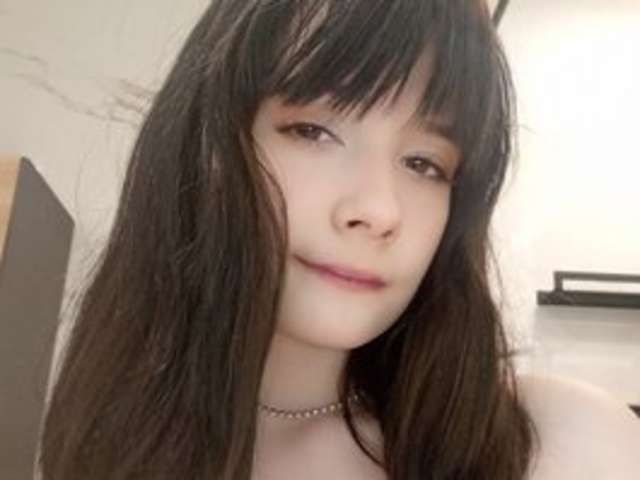 go to chat with LittleMay