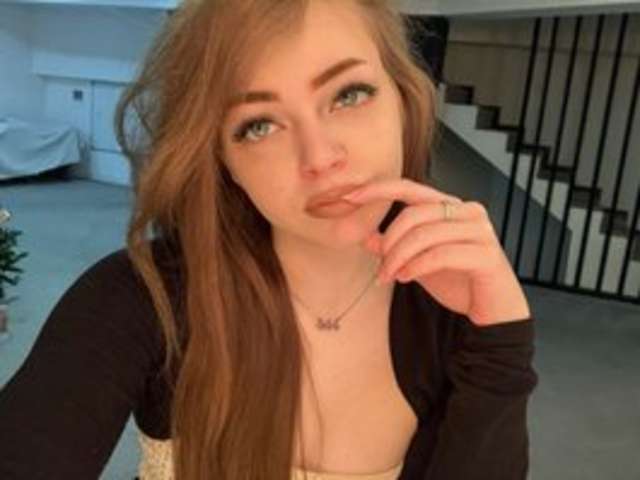 LITTLEPOEM amateur webcam photo