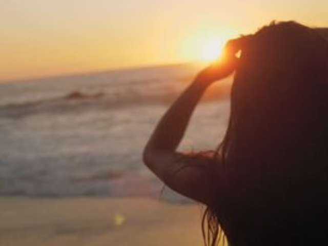 go to chat with LittleVika