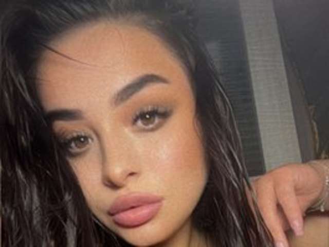 go to chat with Liza2206