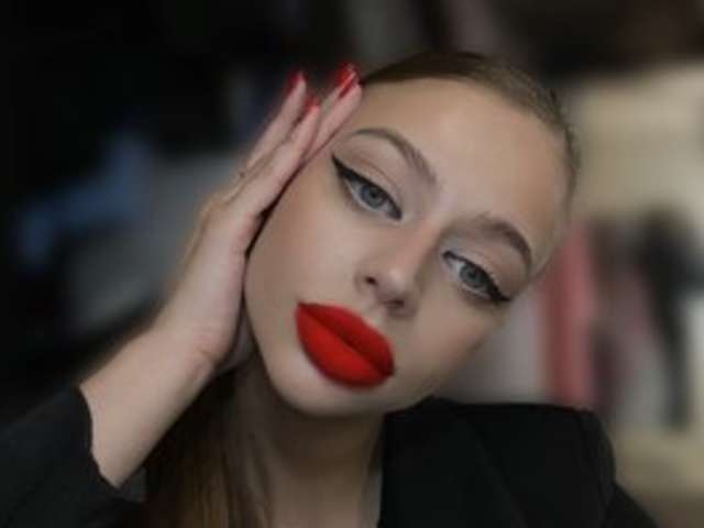 go to chat with Lizarttt