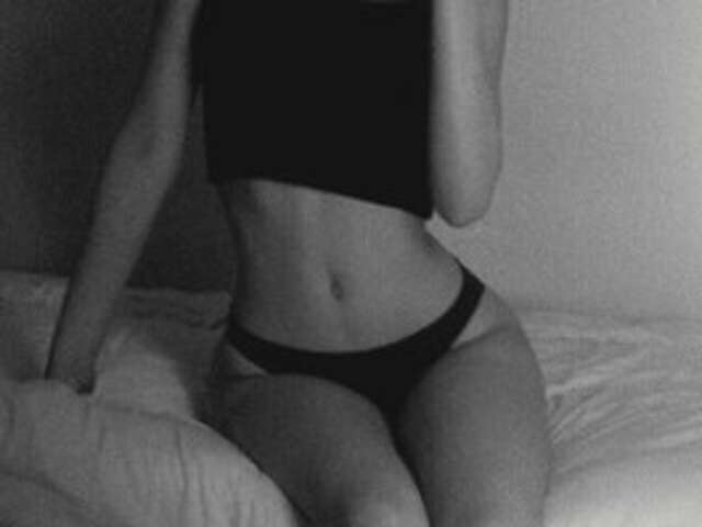 go to chat with Lola-Lush