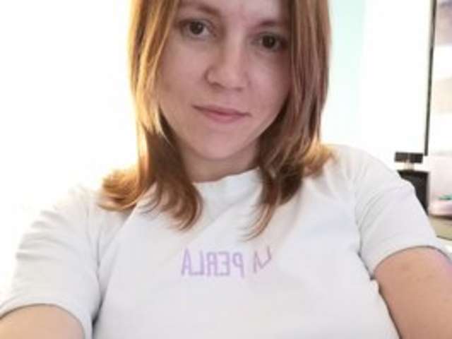 go to chat with Lola32