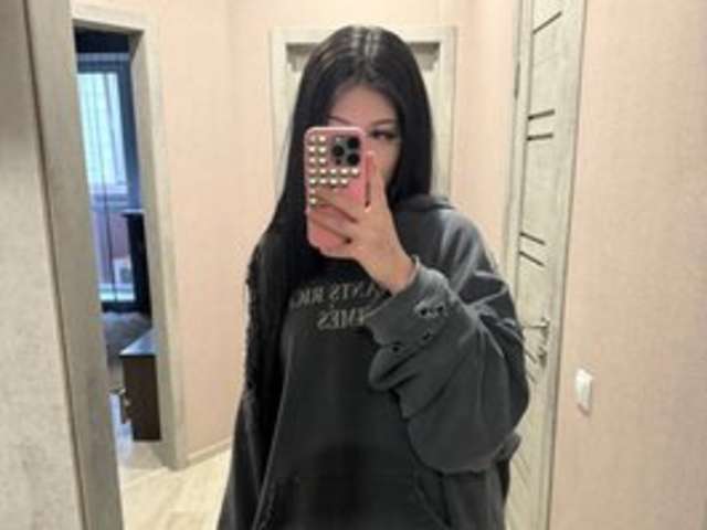 go to chat with Lolivish1